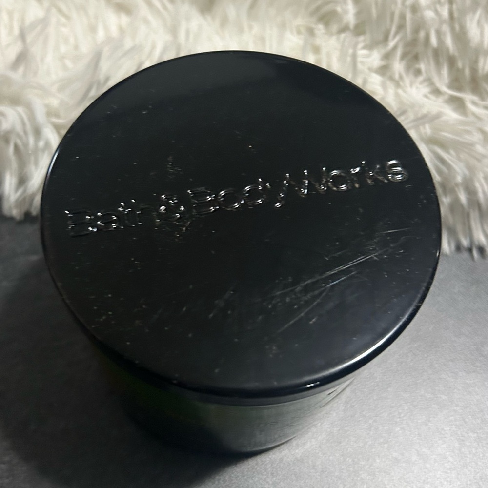 Bath & Body Works Men's Collection Woodlands 3-wick Scented Candle 14.5 oz New! - Picture 7 of 14